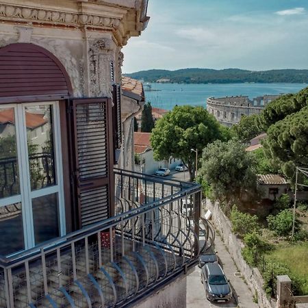Apartment Seagull Pula Exterior photo
